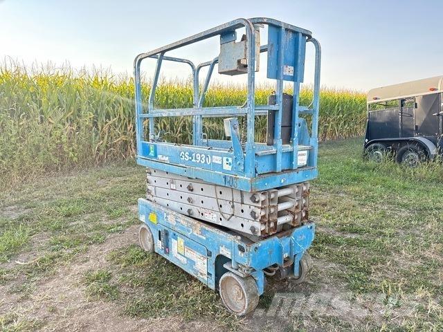 Genie GS1930 Žirkliniai keltuvai