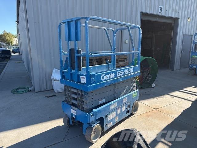 Genie GS1930 Žirkliniai keltuvai