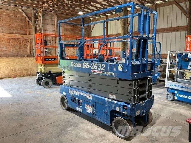 Genie GS2632 Žirkliniai keltuvai