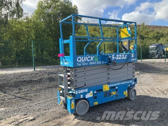 Genie GS3232 Žirkliniai keltuvai