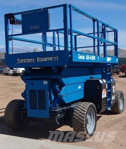 Genie GS4390RT Žirkliniai keltuvai