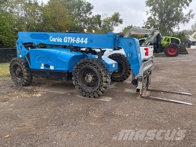 Genie GTH-844 Teleskopiniai krautuvai