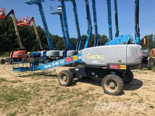 Genie S-40XC Teleskopiniai keltuvai
