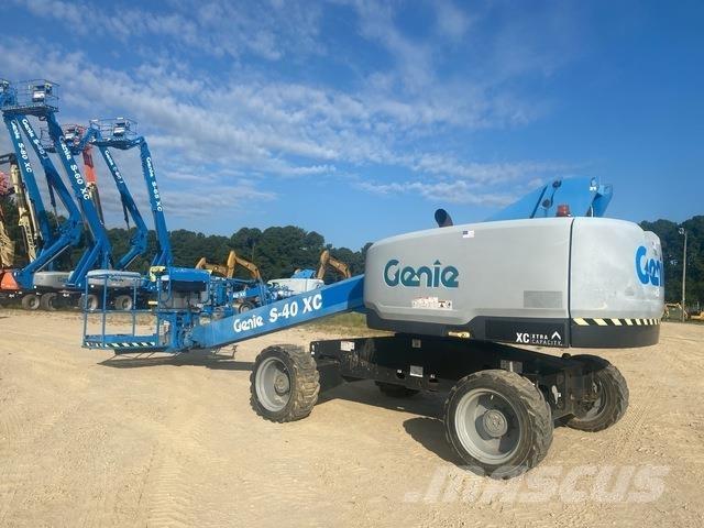 Genie S-40XC Teleskopiniai keltuvai