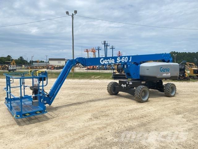 Genie S-60J Teleskopiniai keltuvai
