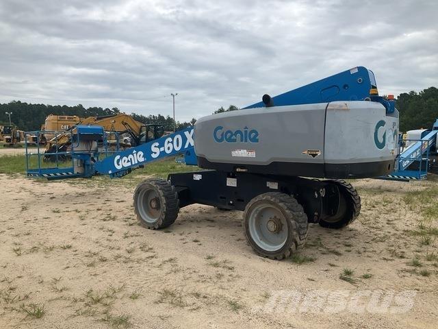 Genie S-60X Teleskopiniai keltuvai