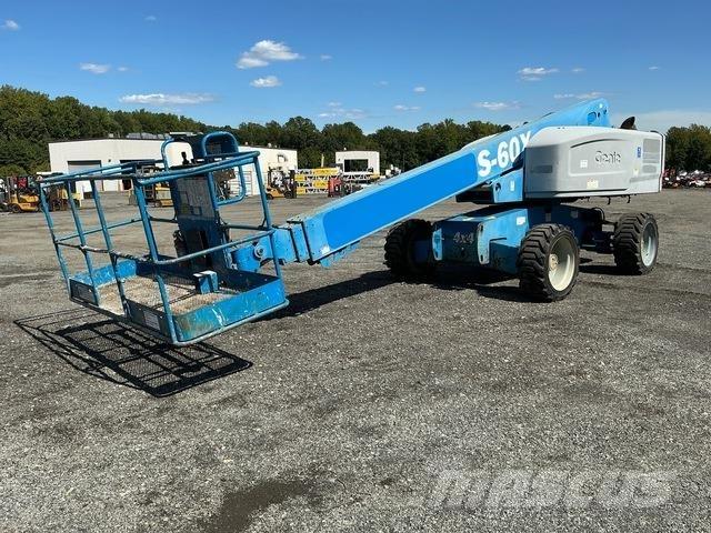 Genie S-60X Teleskopiniai keltuvai