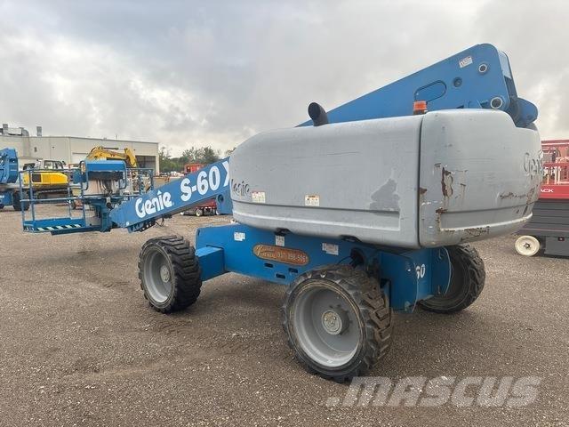 Genie S-60X Teleskopiniai keltuvai