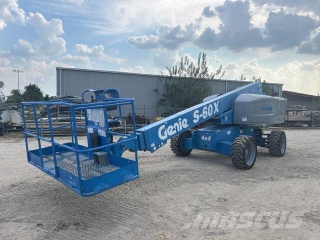 Genie S-60X Teleskopiniai keltuvai