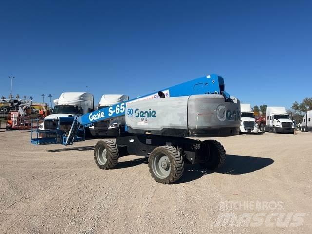 Genie S-65 Statyba - Kita