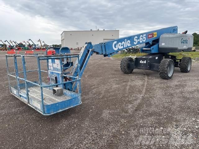 Genie S-65 Statyba - Kita