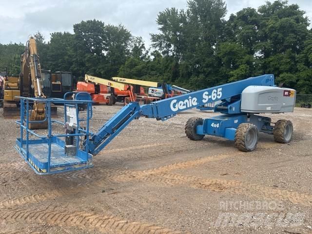 Genie S-65 Statyba - Kita