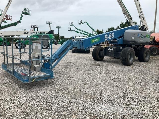 Genie S-65 Teleskopiniai keltuvai