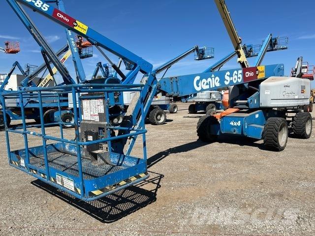Genie S-65 Teleskopiniai keltuvai