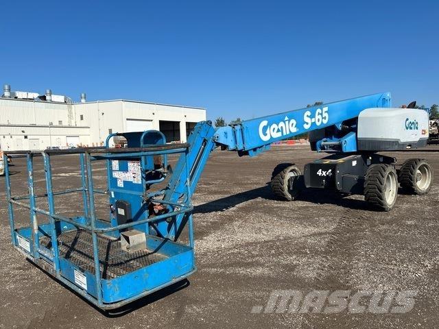 Genie S-65 Teleskopiniai keltuvai
