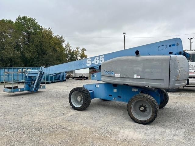 Genie S-65 Teleskopiniai keltuvai