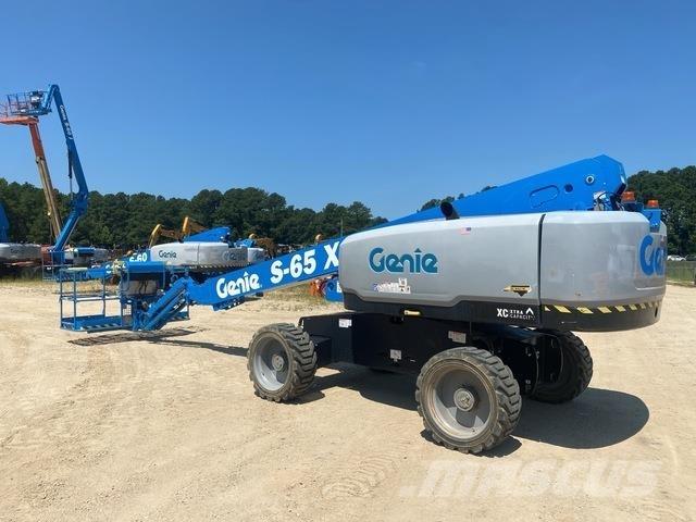 Genie S-65XC Statyba - Kita