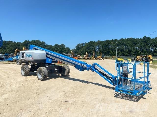 Genie S-65XC Statyba - Kita