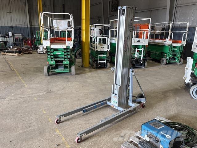 Genie SLC-24 Gervės, keltuvai ir medžiagų kėlimo įranga