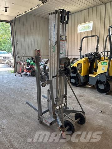 Genie SLC24 Gervės, keltuvai ir medžiagų kėlimo įranga