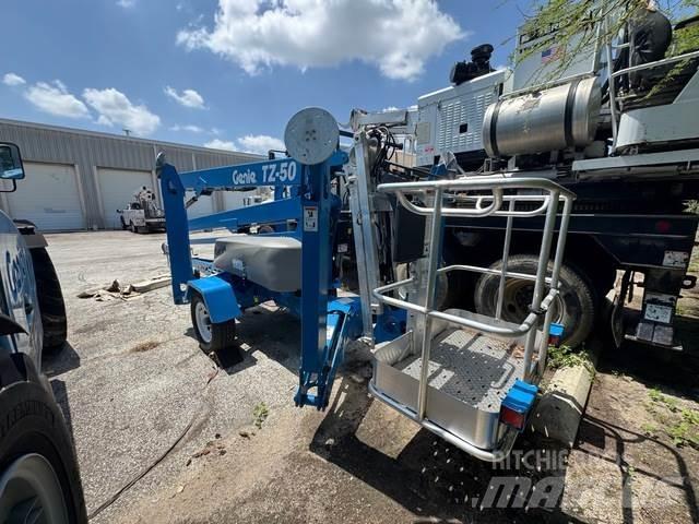 Genie TZ-50 Ant priekabų montuojamos kėlimo platformos