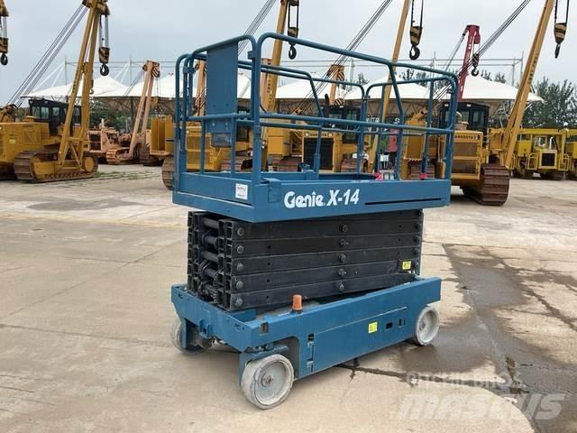 Genie X14 Žirkliniai keltuvai