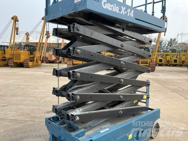 Genie X14 Žirkliniai keltuvai