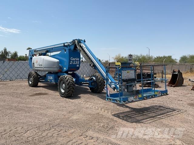 Genie Z-135 Alkūniniai keltuvai