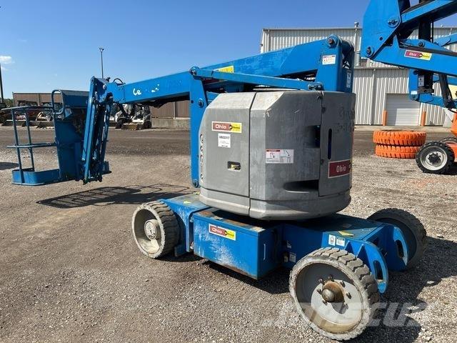 Genie Z-34/22N Alkūniniai keltuvai