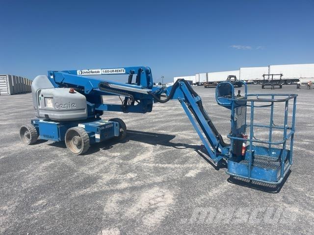 Genie Z40/23N Alkūniniai keltuvai