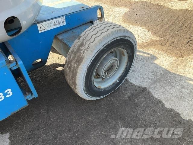 Genie Z45/25J Alkūniniai keltuvai