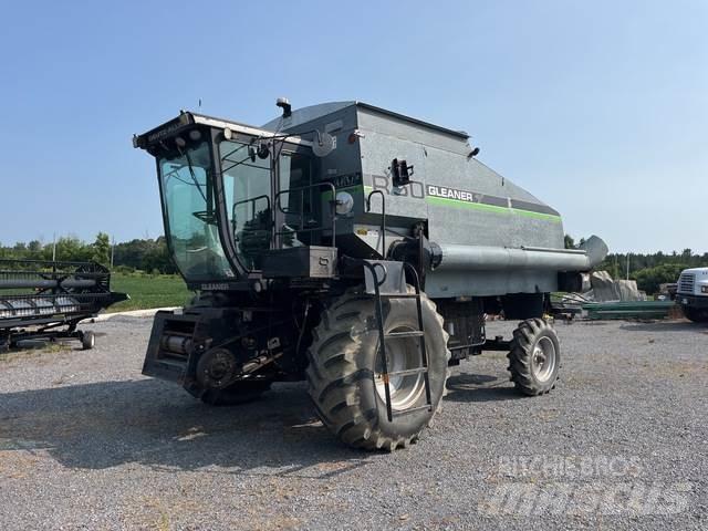 Gleaner R50 Derliaus nuėmimo kombainai