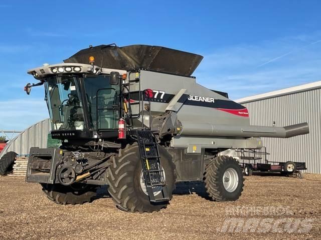 Gleaner S77 Derliaus nuėmimo kombainai