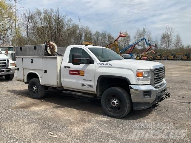 GMC 2500 HD Pikapai / Bortiniai sunkvežimiai