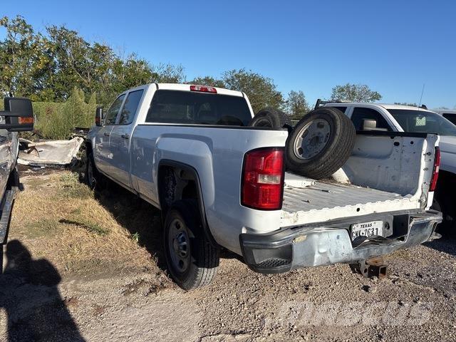 GMC 2500 HD Pikapai / Bortiniai sunkvežimiai