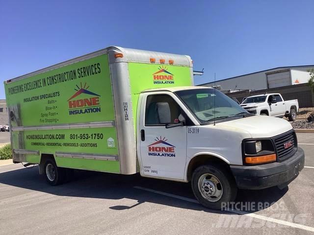 GMC C3500 Sunkvežimiai su dengtu kėbulu