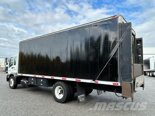 GMC T-Series Sunkvežimiai su dengtu kėbulu