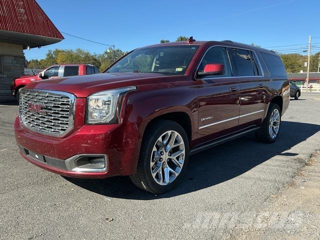 GMC Yukon XL Lengvieji automobiliai