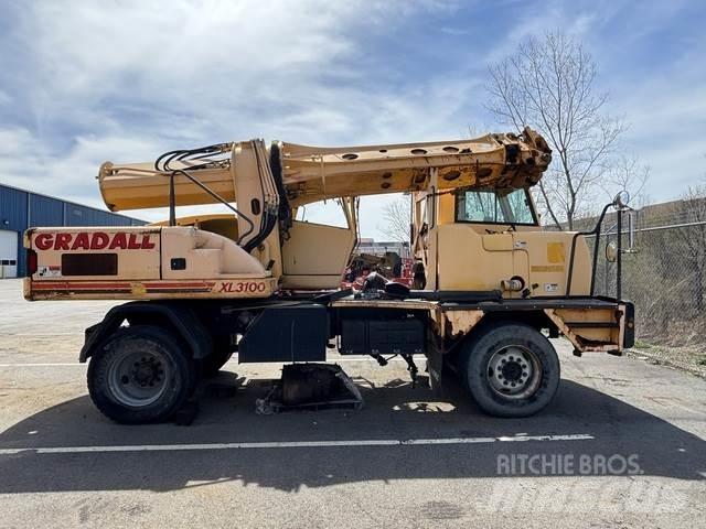 Gradall XL3100 Ratiniai ekskavatoriai
