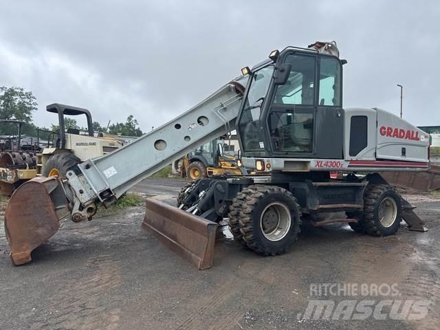 Gradall XL4300 Ratiniai ekskavatoriai