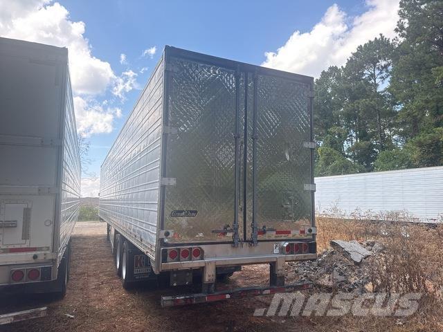 Great Dane  Puspriekabės su izoterminiu kėbulu