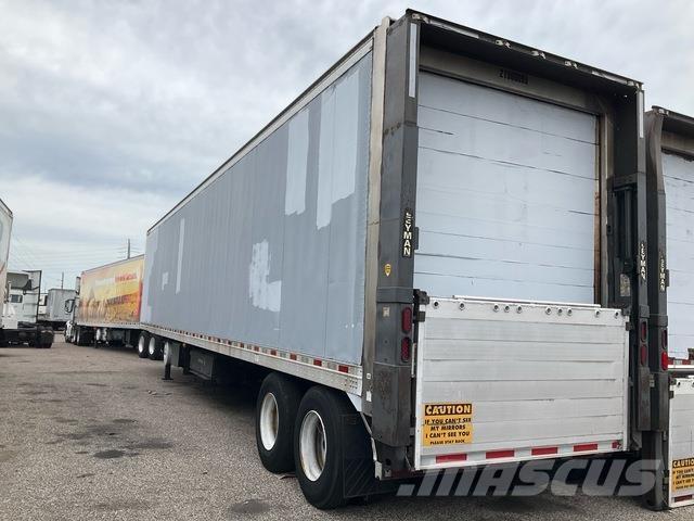 Great Dane  Puspriekabės su izoterminiu kėbulu