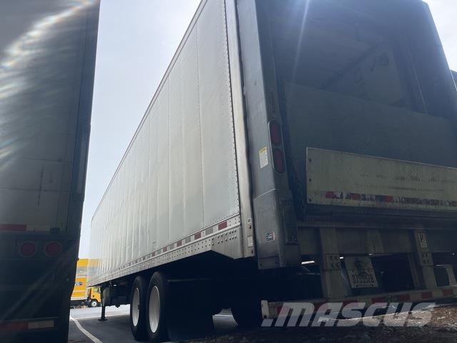 Great Dane T/A Puspriekabės su izoterminiu kėbulu