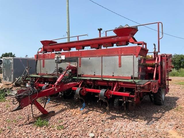 Grimme 36T Sodinimo technika