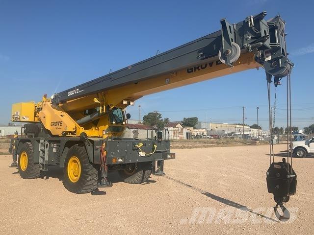 Grove RT530E-2 Neapdoroto reljefo kranai