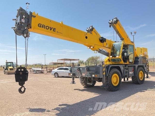 Grove RT530E-2 Neapdoroto reljefo kranai
