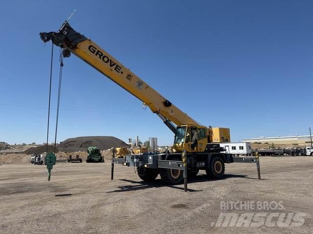 Grove RT535E Neapdoroto reljefo kranai