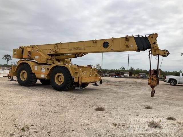 Grove RT875BXL Neapdoroto reljefo kranai