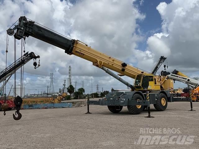 Grove RT890E Neapdoroto reljefo kranai