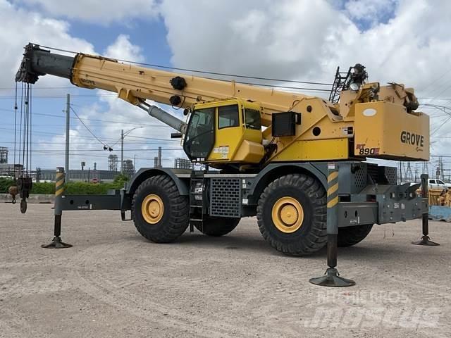 Grove RT890E Neapdoroto reljefo kranai